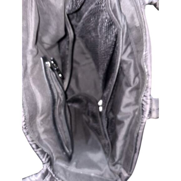 Cynthia Rowley Puffy Quilted Nylon Tote | Diaper, Laptop, or Travel Bag - Picture 3 of 3